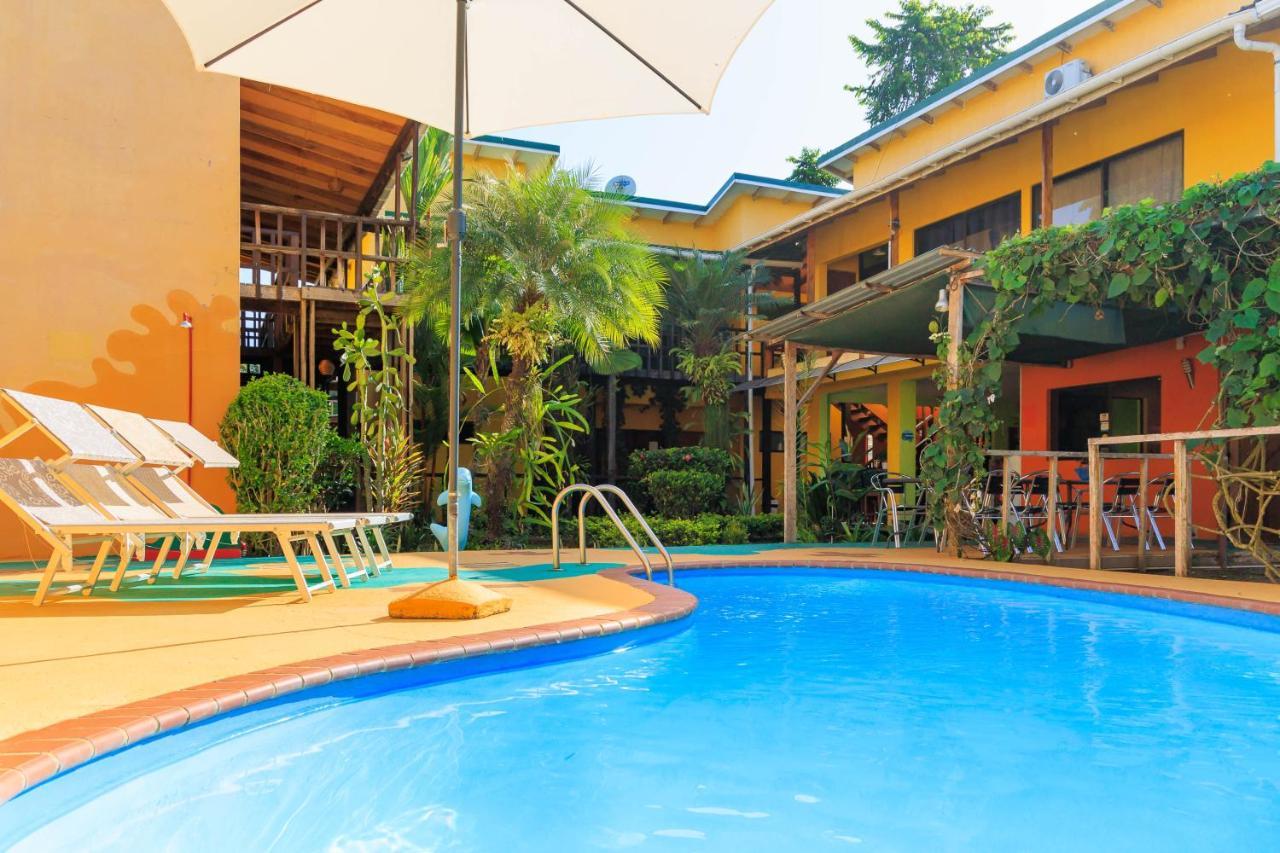 Hotel Boutique La Casa de las Flores Cahuita Extérieur photo