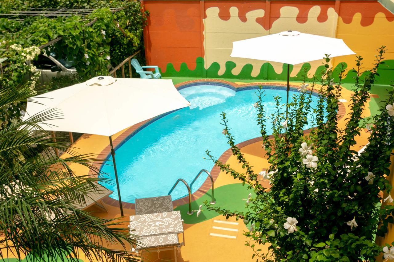 Hotel Boutique La Casa de las Flores Cahuita Extérieur photo