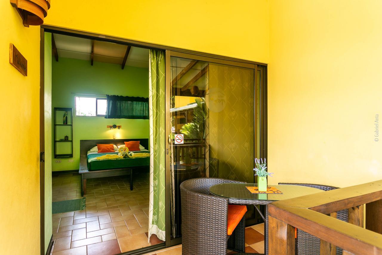 Hotel Boutique La Casa de las Flores Cahuita Extérieur photo